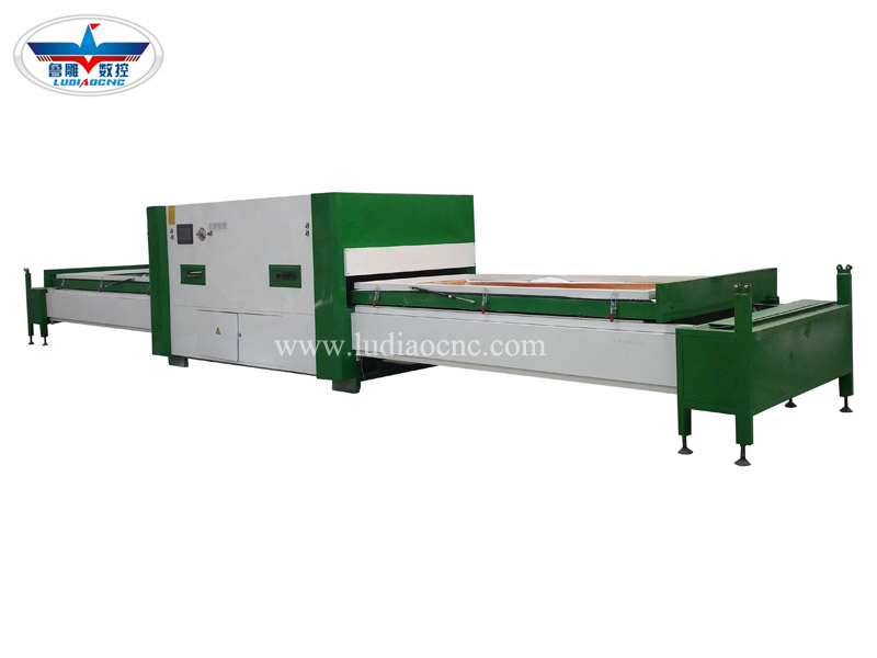 全自動雙工位上下加溫真空覆膜機 全自動雙工位上下加溫真空覆膜機