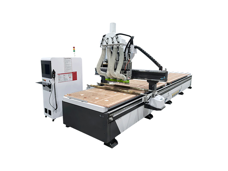 1330四工序雙工位數控開料機 1330四工序雙工位數控開料機